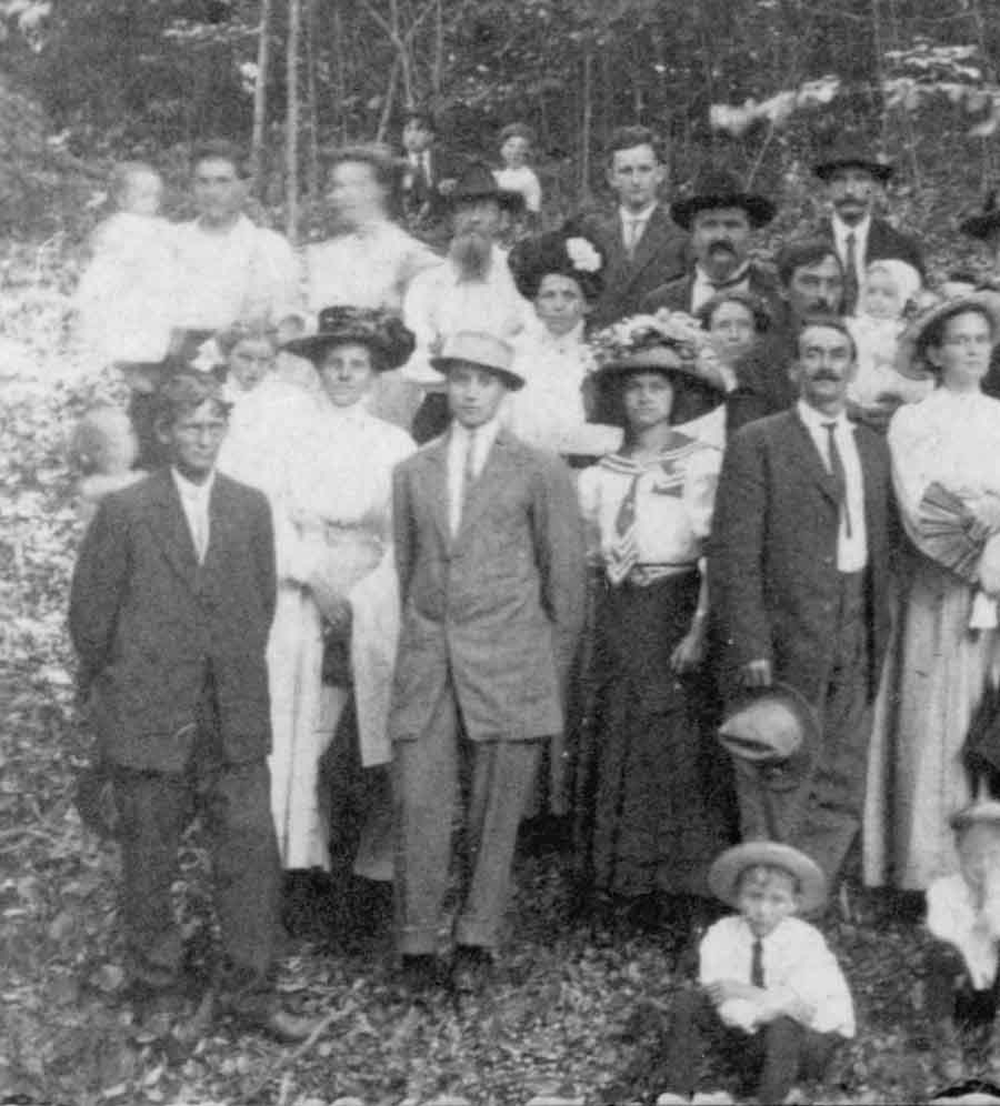 1910 Reunion panorama 1a