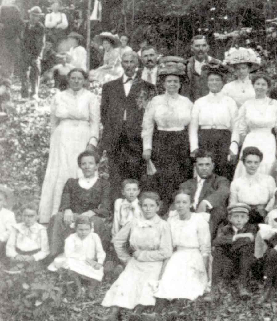 1910 Reunion panorama 2a